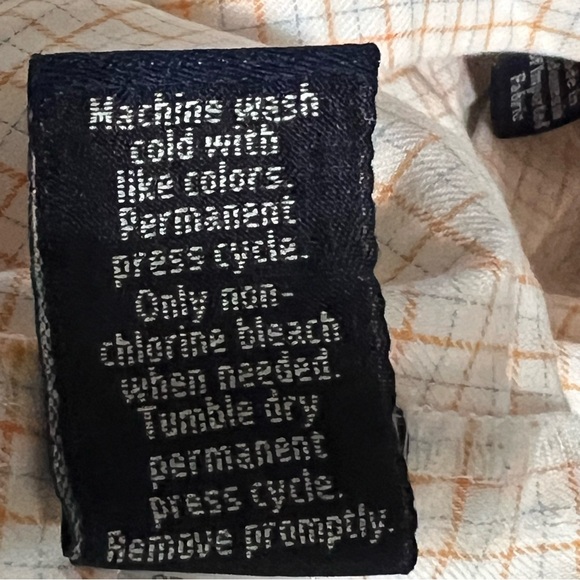 Croft & Barrow Men's Light Orange and White Checkered Shirt Size 16 1/2 - Picture 9 of 10